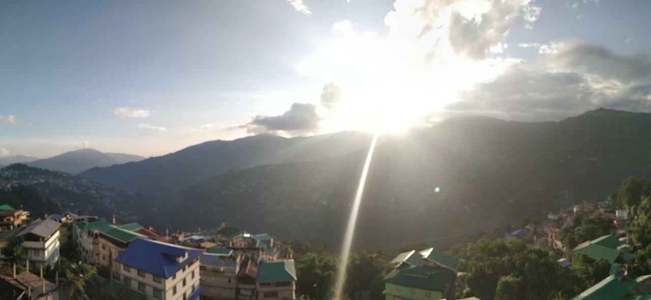 Mayel-Lyang Residency Hotel Gangtok Kültér fotó